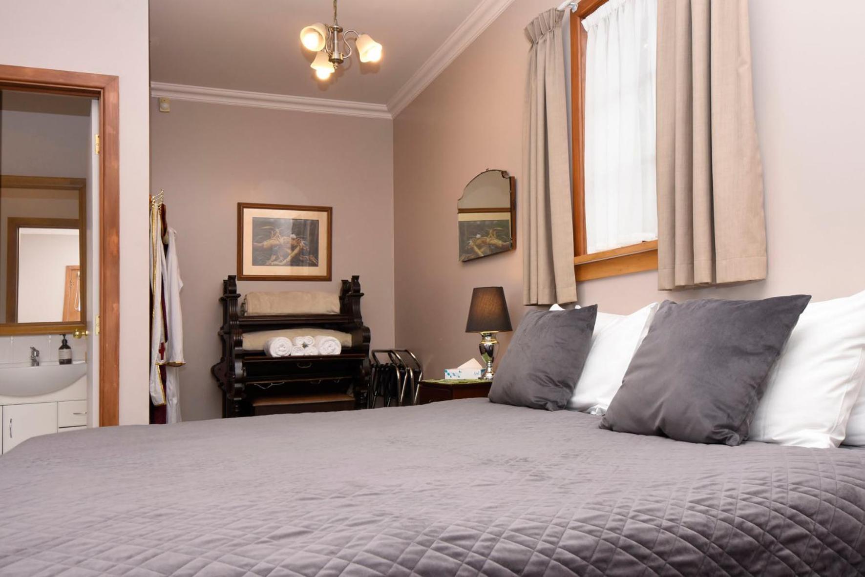 Te Anau Lodge Bed & Breakfast
